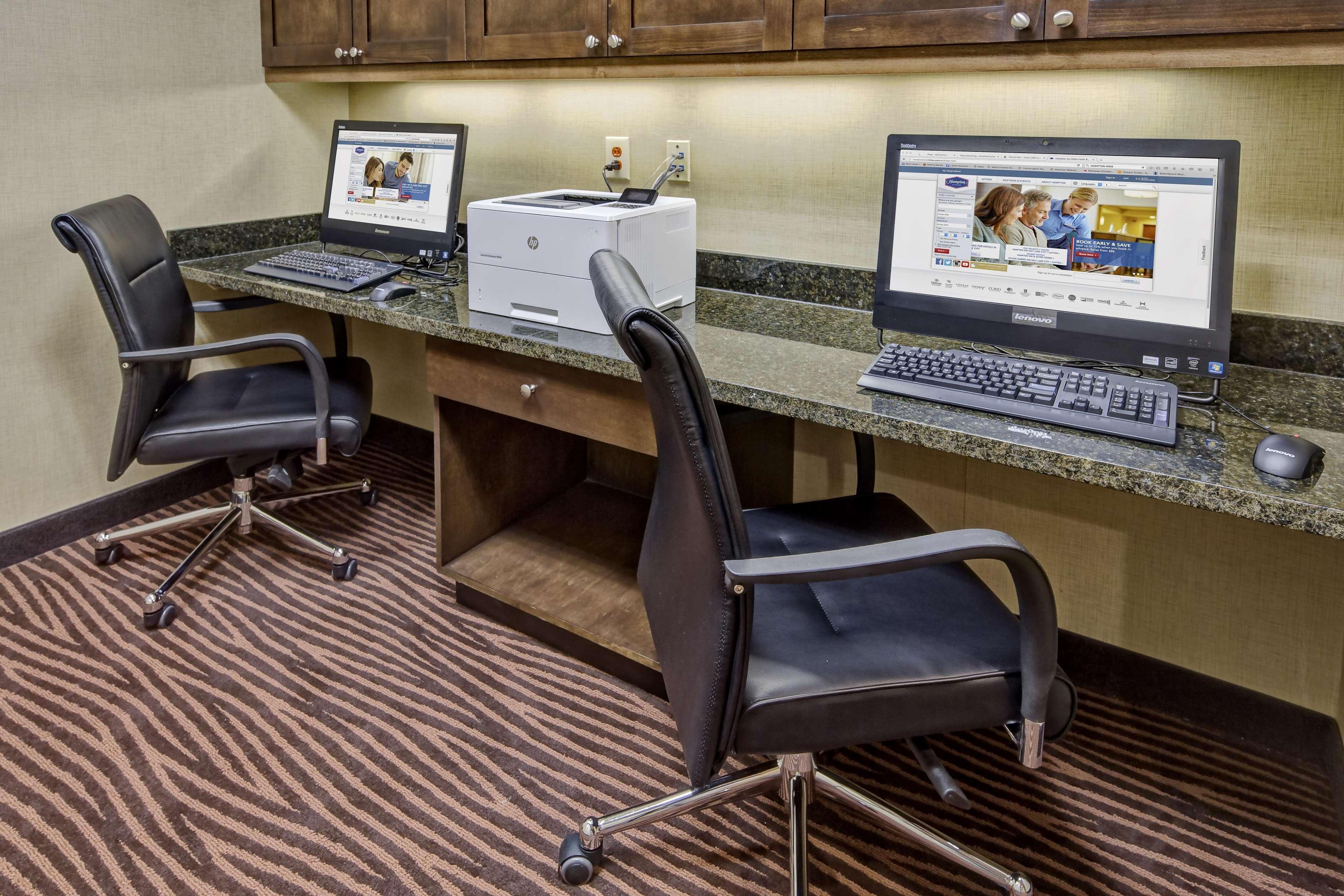 Hampton Inn Indianola Extérieur photo